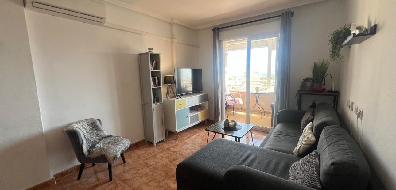 Herverkoop - Appartement / flat -
Torrevieja - Playa de los locos