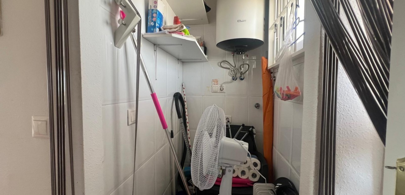 Herverkoop - Appartement / flat -
Torrevieja - Playa de los locos