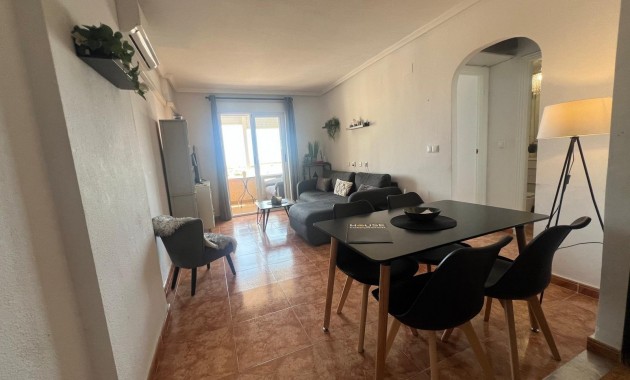 Herverkoop - Appartement / flat -
Torrevieja - Playa de los locos