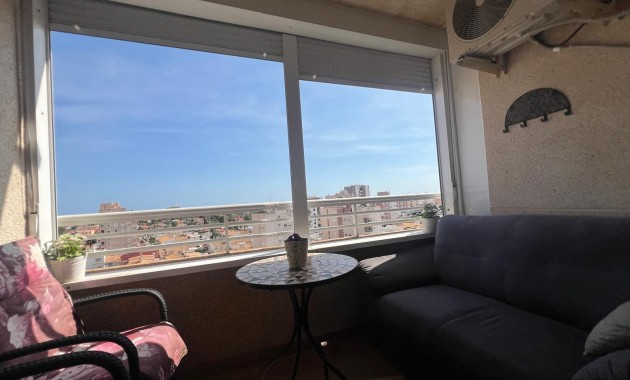 Herverkoop - Appartement / flat -
Torrevieja - Playa de los locos
