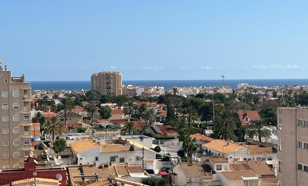 Herverkoop - Appartement / flat -
Torrevieja - Playa de los locos