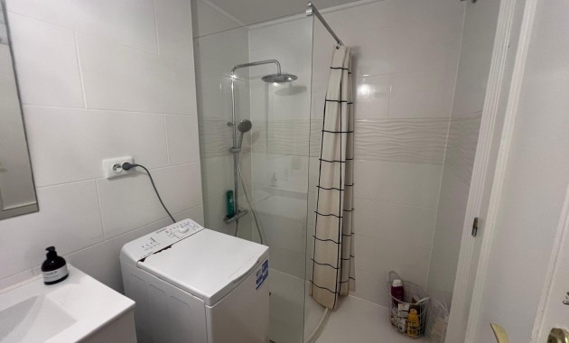 Herverkoop - Appartement / flat -
Torrevieja - Playa de los locos