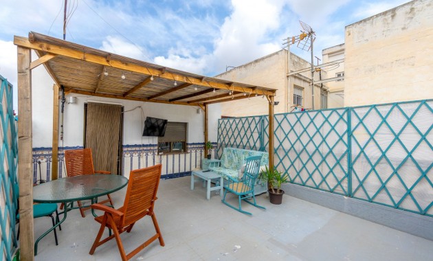 Herverkoop - Herenhuis -
Rojales - Rojales - Village