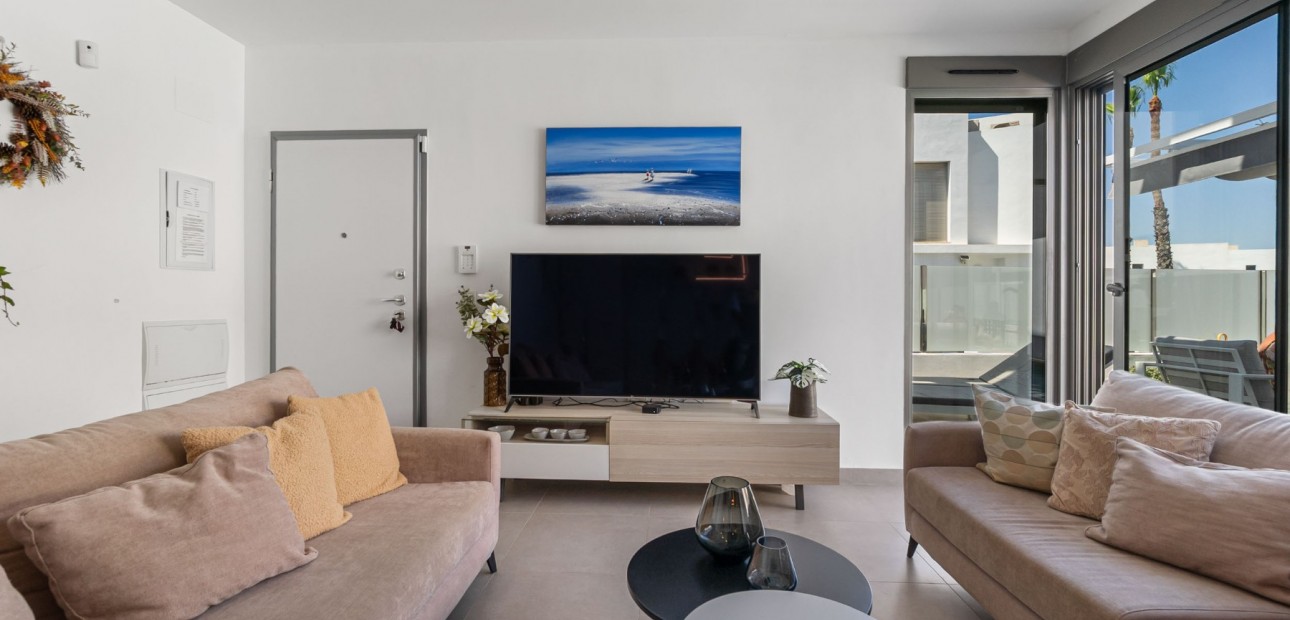 Herverkoop - Detached Villa -
Orihuela Costa - Villamartin