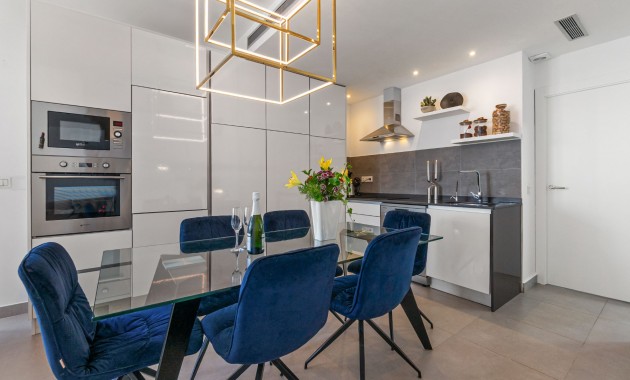 Herverkoop - Detached Villa -
Orihuela Costa - Villamartin