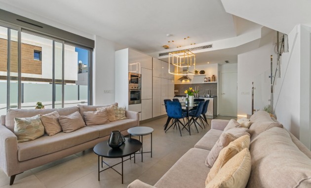 Herverkoop - Detached Villa -
Orihuela Costa - Villamartin