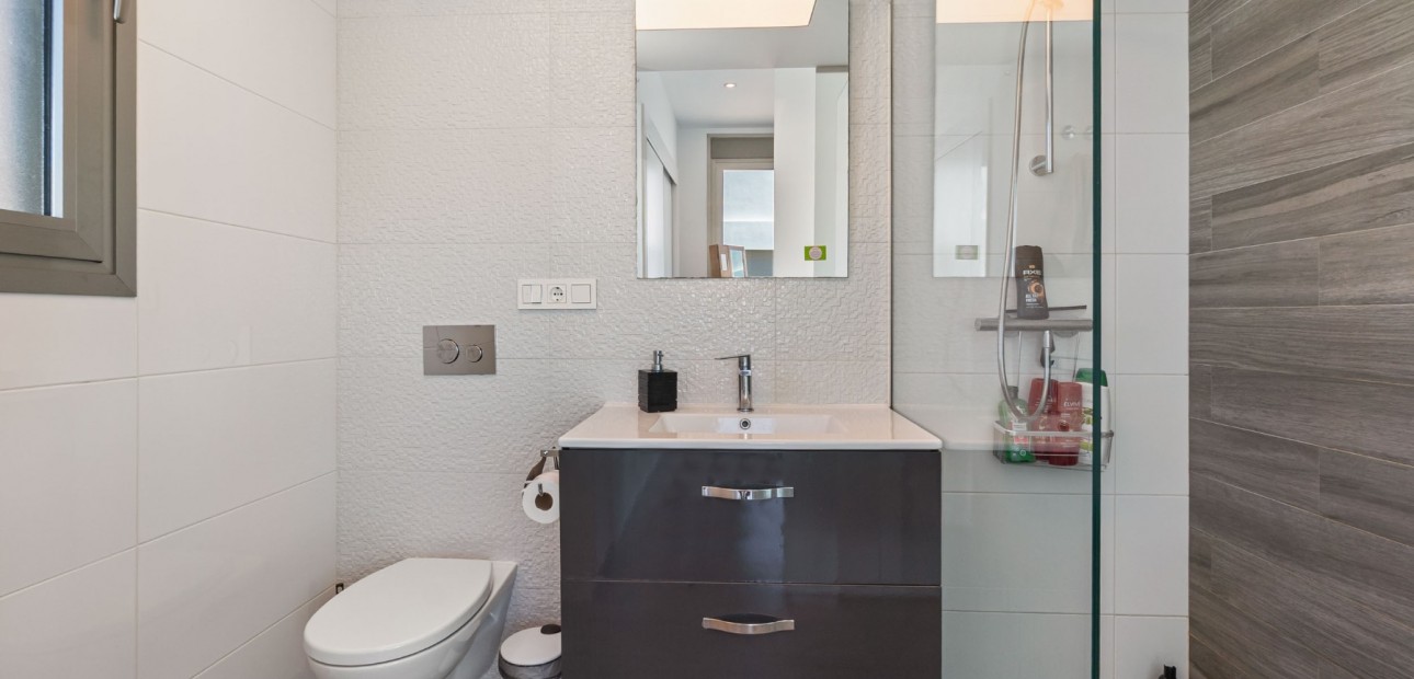 Herverkoop - Detached Villa -
Orihuela Costa - Villamartin