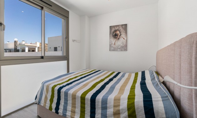 Herverkoop - Detached Villa -
Orihuela Costa - Villamartin