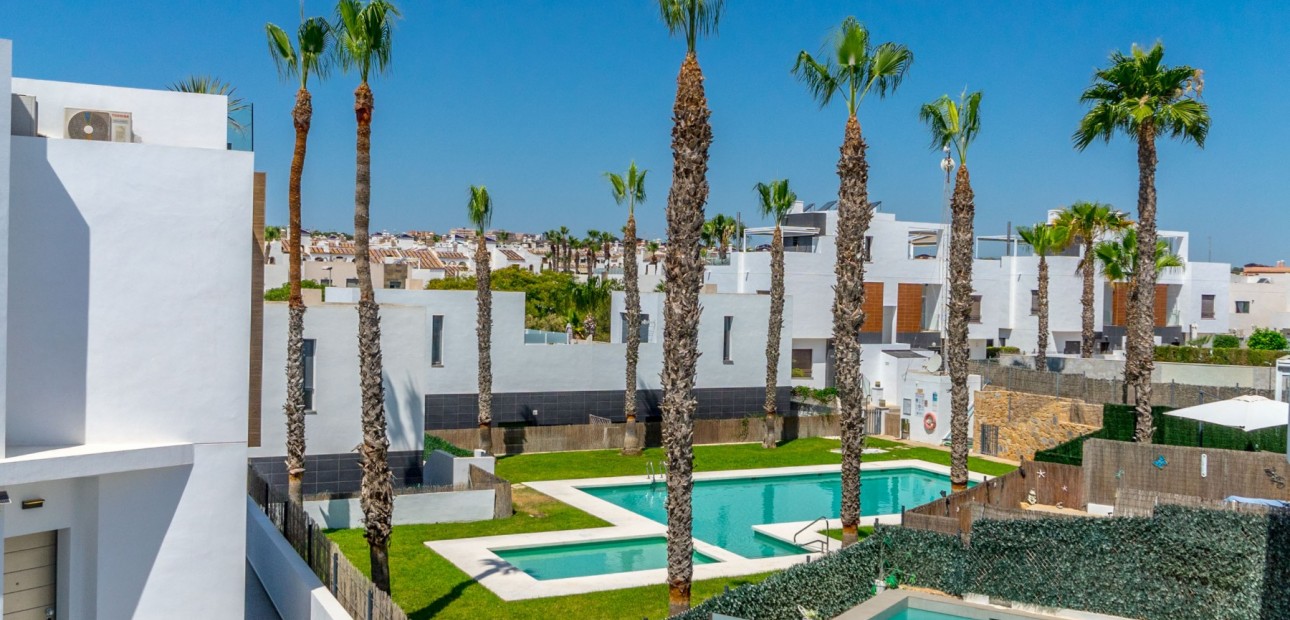 Herverkoop - Detached Villa -
Orihuela Costa - Villamartin