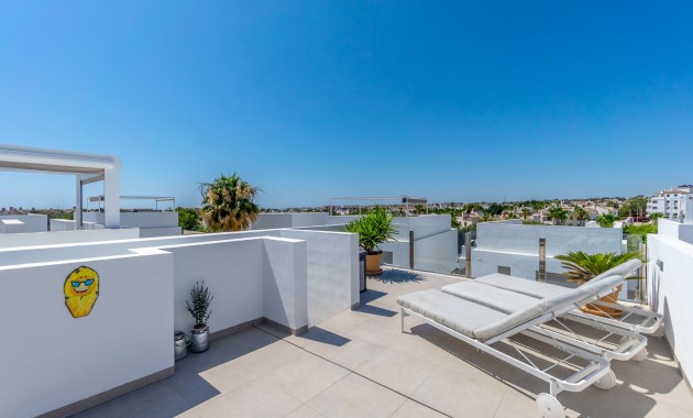 Herverkoop - Detached Villa -
Orihuela Costa - Villamartin