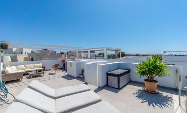 Herverkoop - Detached Villa -
Orihuela Costa - Villamartin