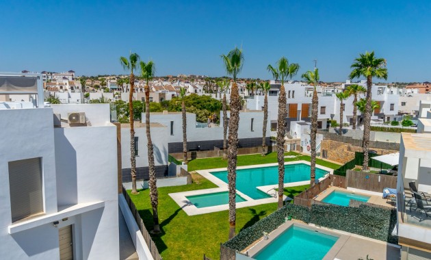 Herverkoop - Detached Villa -
Orihuela Costa - Villamartin