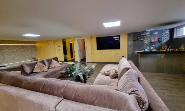 Sale - Detached Villa -
Torrevieja - La Mata