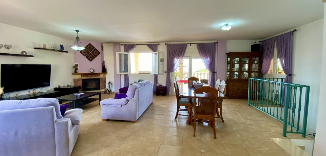 Herverkoop - Detached Villa -
Algorfa - Lomas de La Juliana