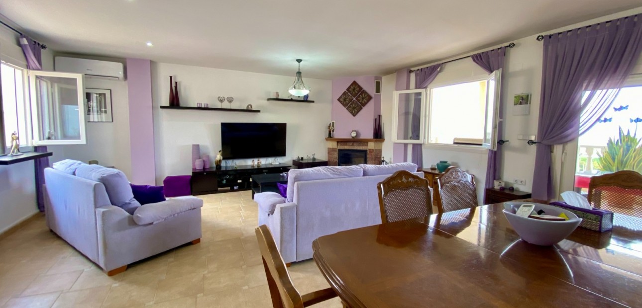 Herverkoop - Detached Villa -
Algorfa - Lomas de La Juliana