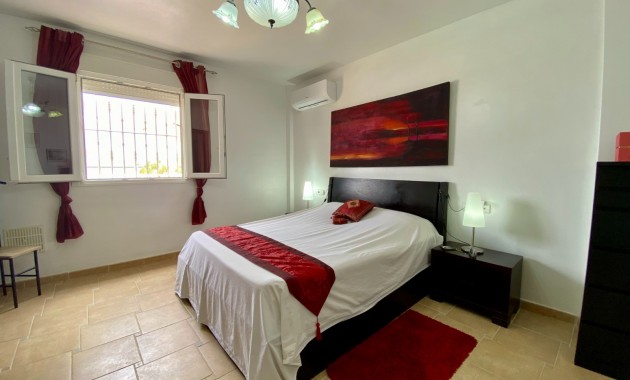 Herverkoop - Detached Villa -
Algorfa - Lomas de La Juliana