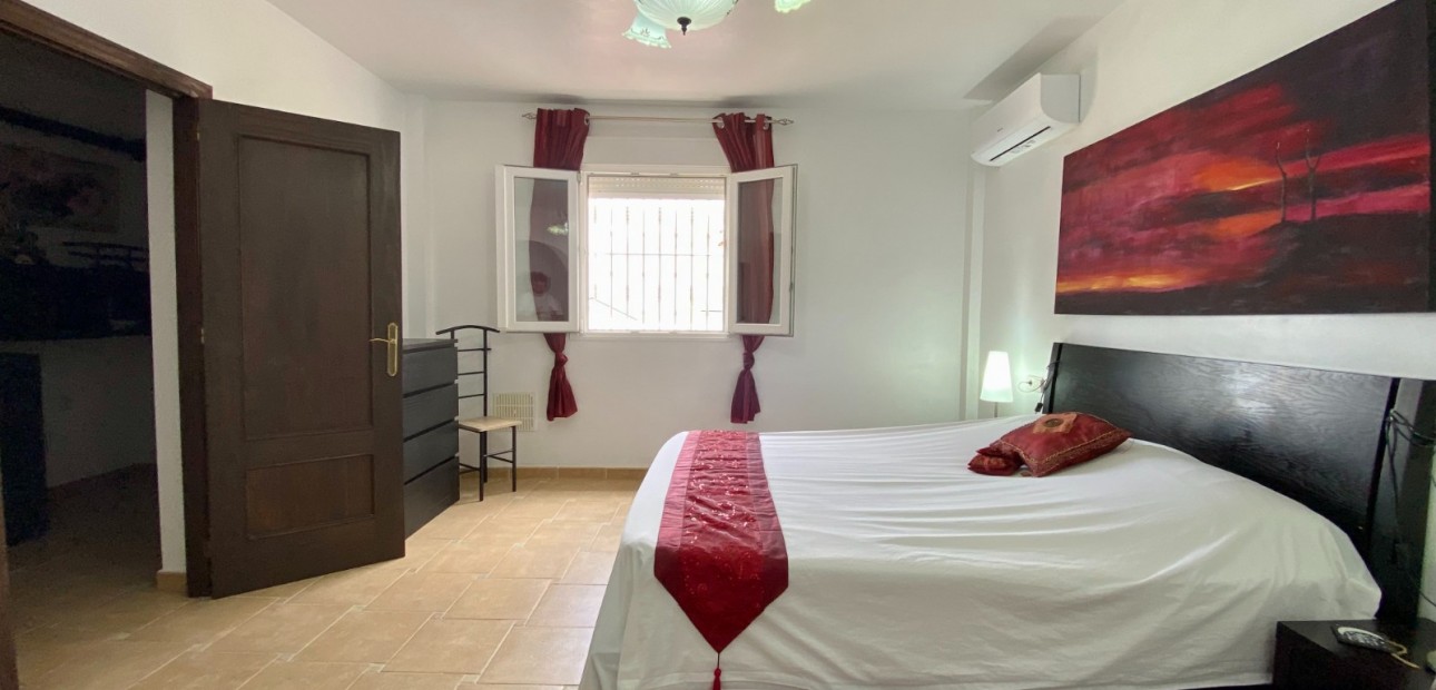 Herverkoop - Detached Villa -
Algorfa - Lomas de La Juliana