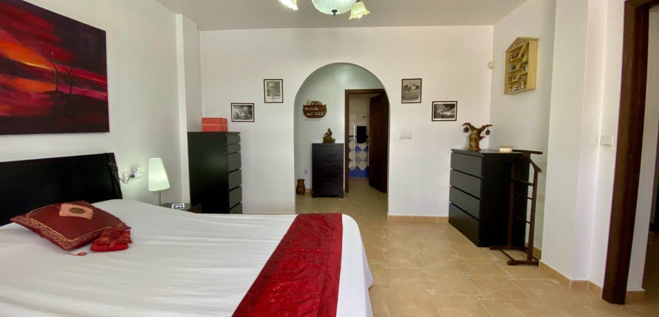 Herverkoop - Detached Villa -
Algorfa - Lomas de La Juliana