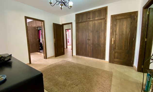 Herverkoop - Detached Villa -
Algorfa - Lomas de La Juliana