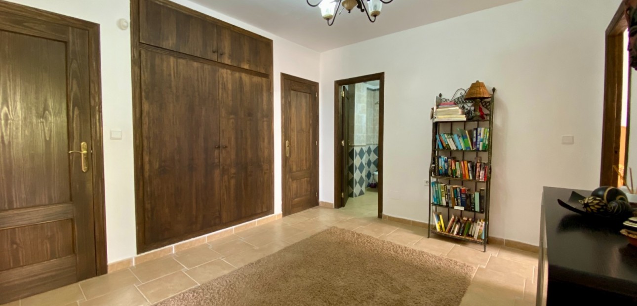 Herverkoop - Detached Villa -
Algorfa - Lomas de La Juliana