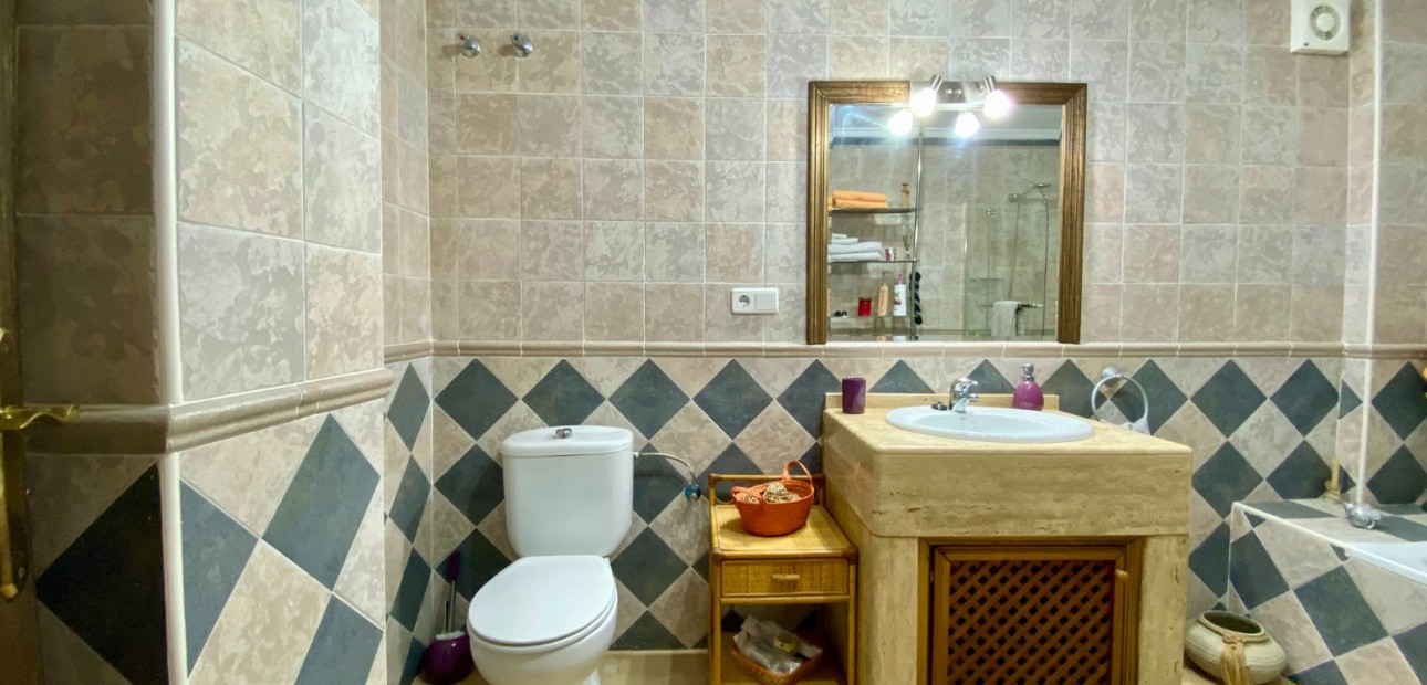 Herverkoop - Detached Villa -
Algorfa - Lomas de La Juliana