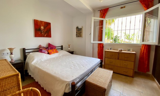 Herverkoop - Detached Villa -
Algorfa - Lomas de La Juliana