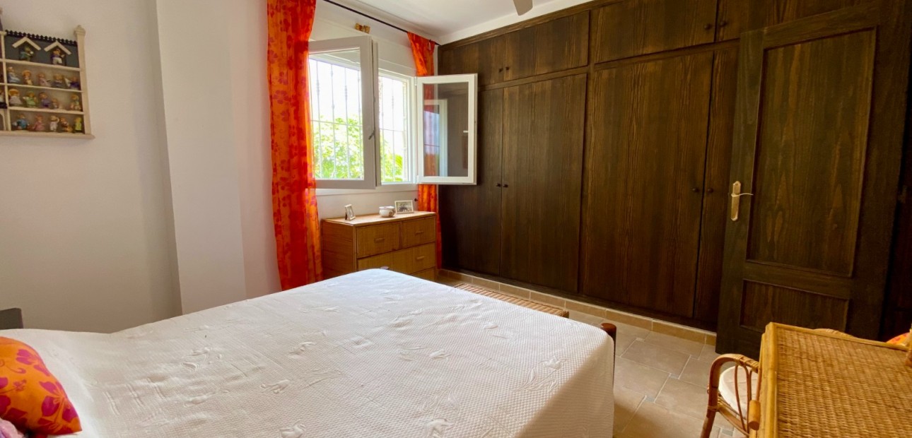 Herverkoop - Detached Villa -
Algorfa - Lomas de La Juliana