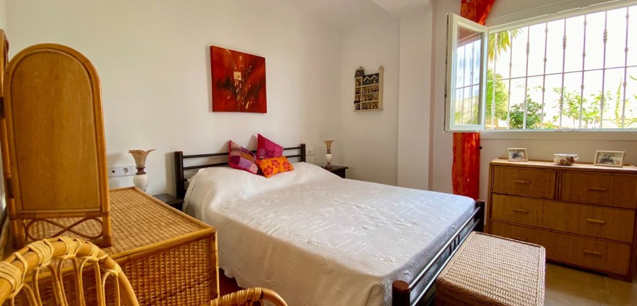 Herverkoop - Detached Villa -
Algorfa - Lomas de La Juliana