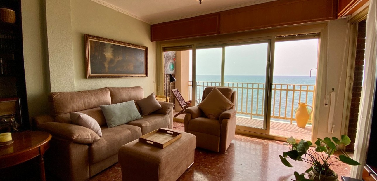 Herverkoop - Appartement / flat -
Torrevieja - Playa Del Cura