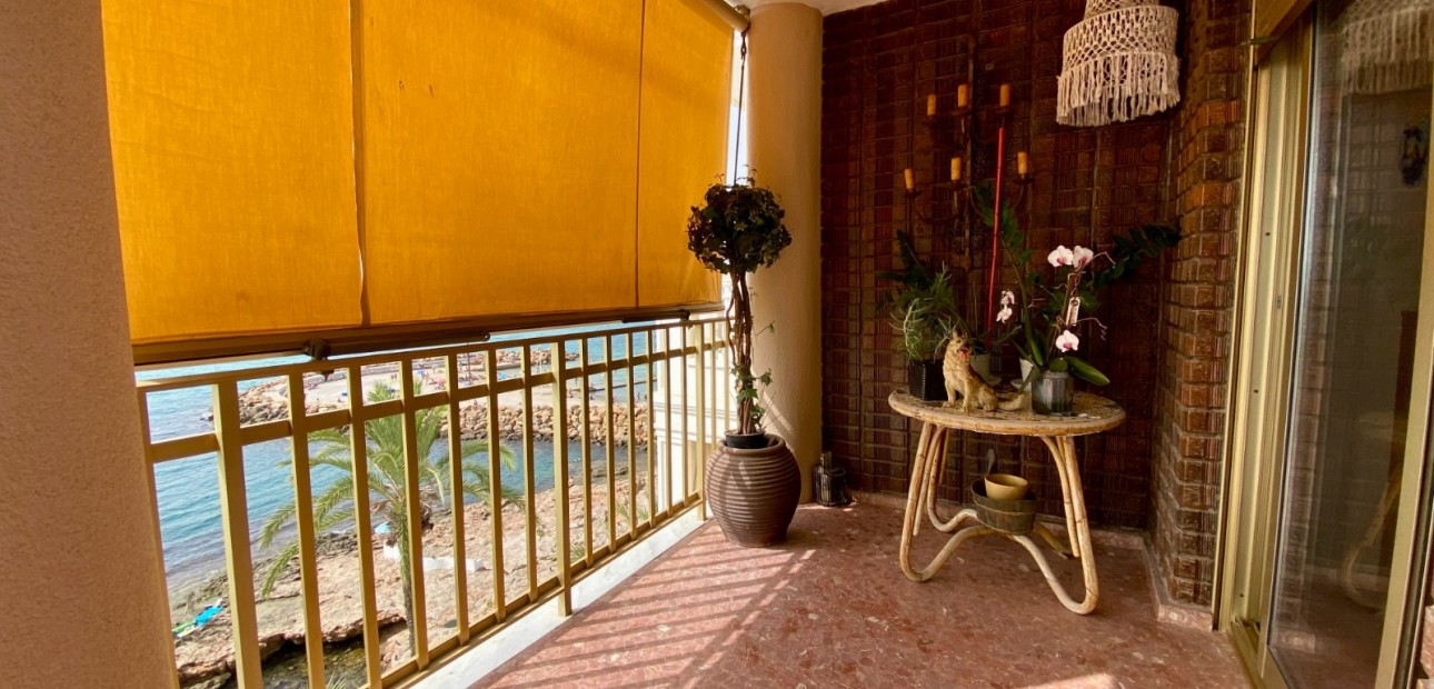 Herverkoop - Appartement / flat -
Torrevieja - Playa Del Cura