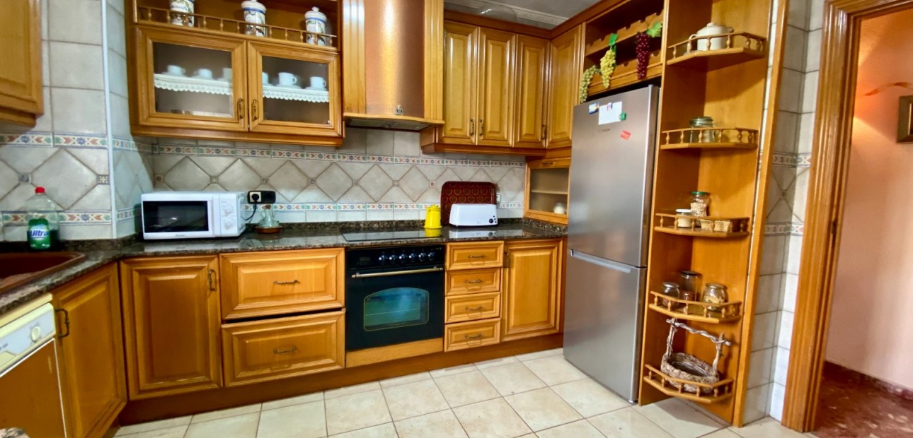 Herverkoop - Appartement / flat -
Torrevieja - Playa Del Cura