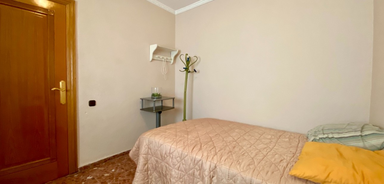 Herverkoop - Appartement / flat -
Torrevieja - Playa Del Cura