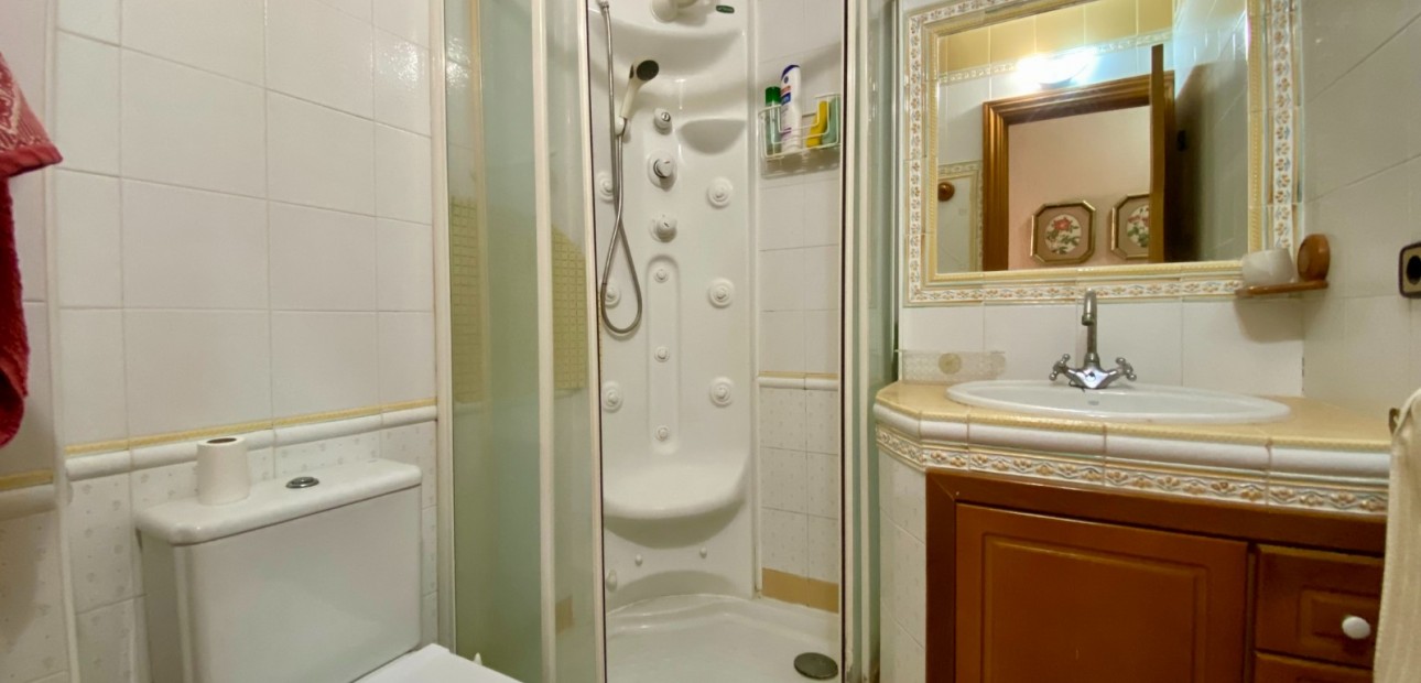 Herverkoop - Appartement / flat -
Torrevieja - Playa Del Cura