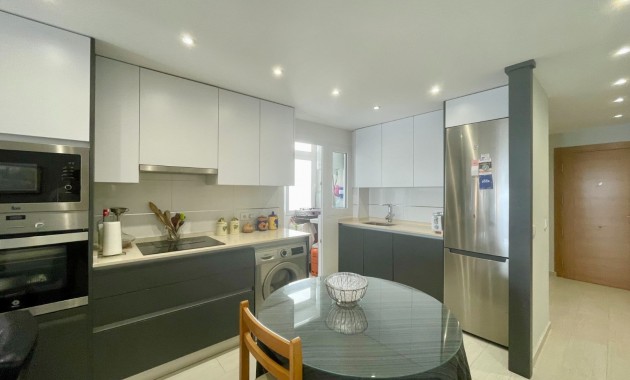 Herverkoop - Appartement / flat -
Torrevieja - Playa Del Cura