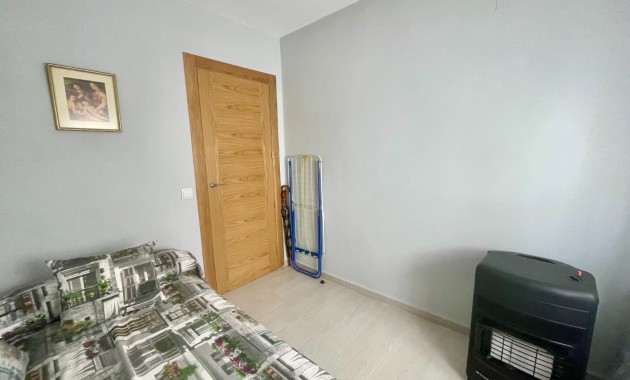 Herverkoop - Appartement / flat -
Torrevieja - Playa Del Cura