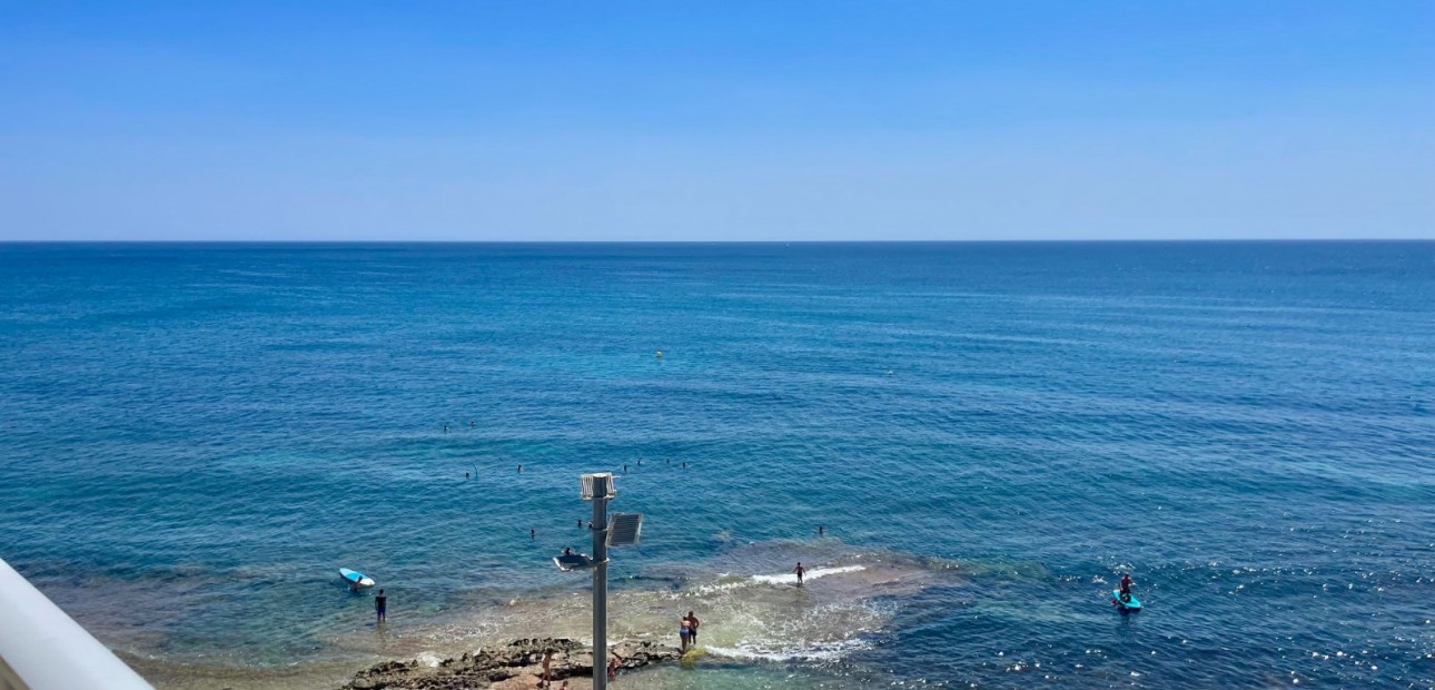 Herverkoop - Appartement / flat -
Torrevieja - Playa Del Cura