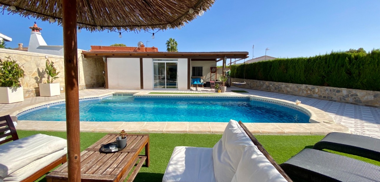 Herverkoop - Detached Villa -
Ciudad Quesada - Ciudad Quesada - Town