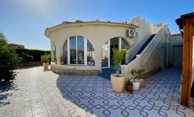 Herverkoop - Detached Villa -
Ciudad Quesada - Ciudad Quesada - Town