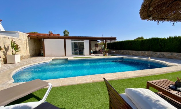 Herverkoop - Detached Villa -
Ciudad Quesada - Ciudad Quesada - Town