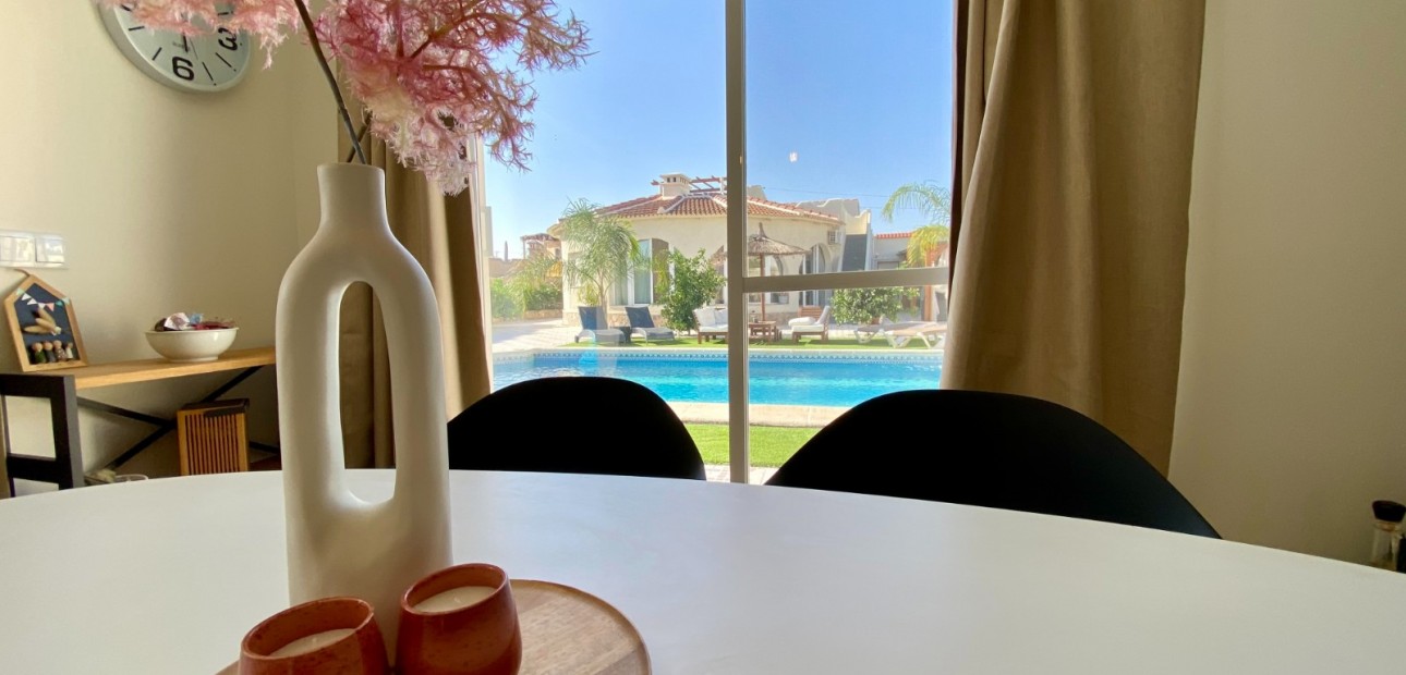 Herverkoop - Detached Villa -
Ciudad Quesada - Ciudad Quesada - Town