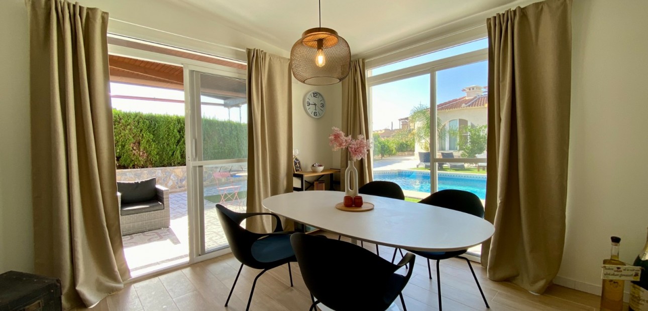 Herverkoop - Detached Villa -
Ciudad Quesada - Ciudad Quesada - Town