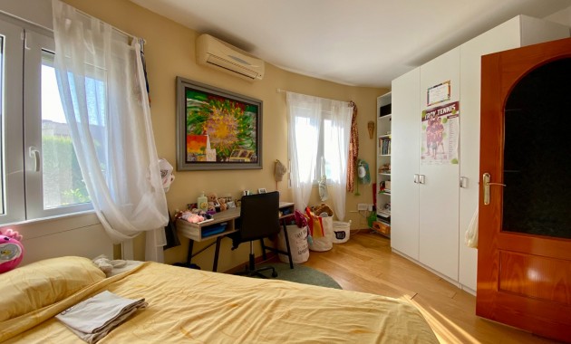 Herverkoop - Detached Villa -
Ciudad Quesada - Ciudad Quesada - Town