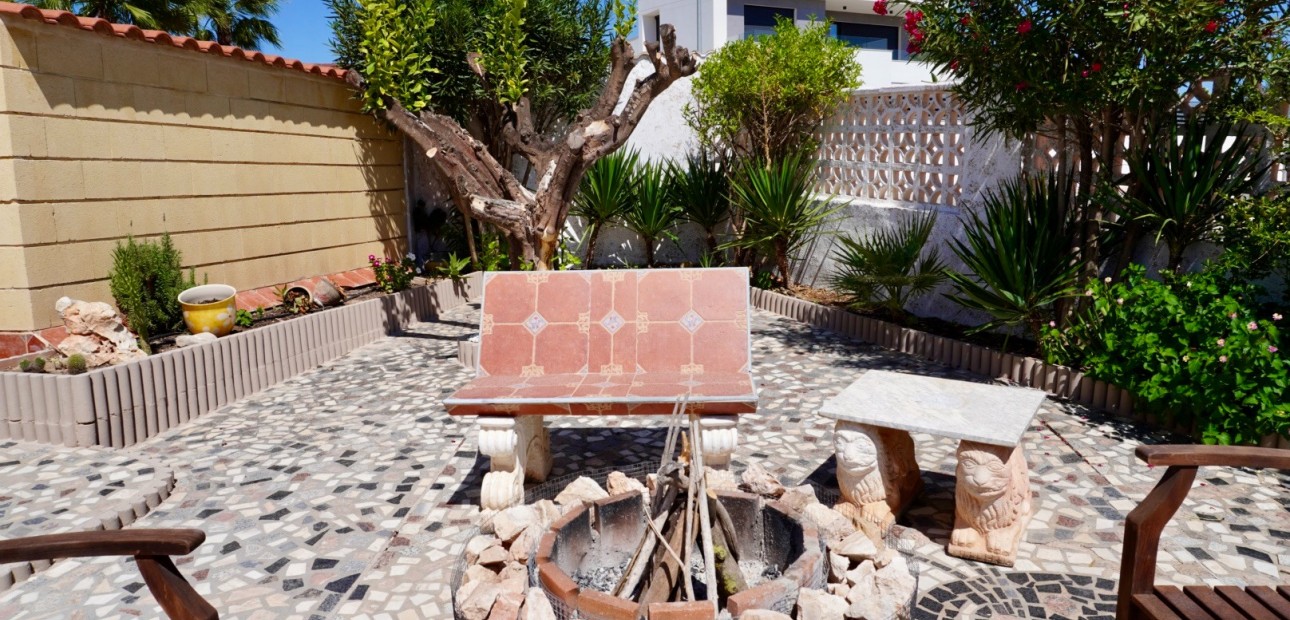 Herverkoop - Detached Villa -
Ciudad Quesada - Ciudad Quesada - Town