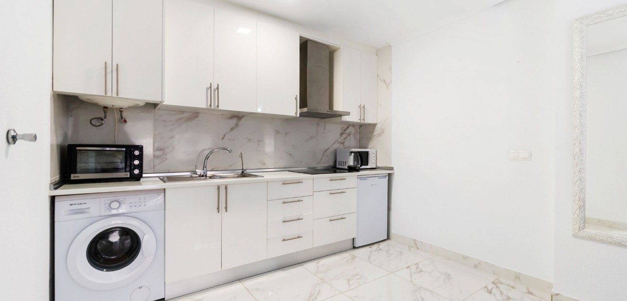 Herverkoop - Appartement / flat -
Torrevieja - Torrevieja - Centre