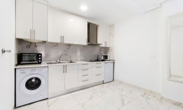 Herverkoop - Appartement / flat -
Torrevieja - Torrevieja - Centre