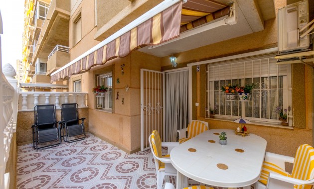 Herverkoop - Appartement / flat -
Torrevieja - Torrevieja - Centre