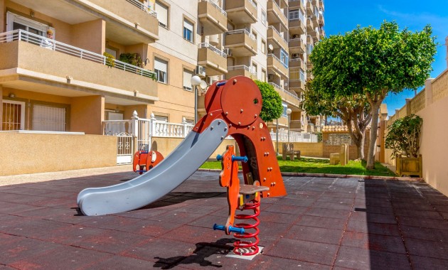 Herverkoop - Appartement / flat -
Torrevieja - Torrevieja - Centre