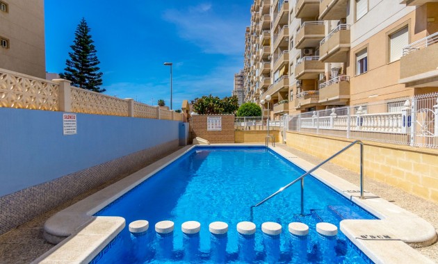 Herverkoop - Appartement / flat -
Torrevieja - Torrevieja - Centre