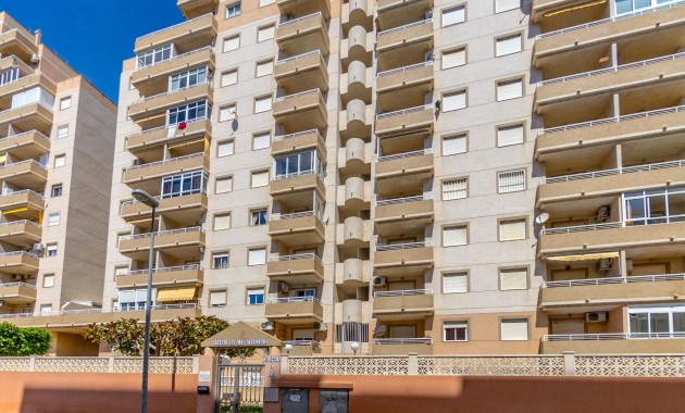 Herverkoop - Appartement / flat -
Torrevieja - Torrevieja - Centre