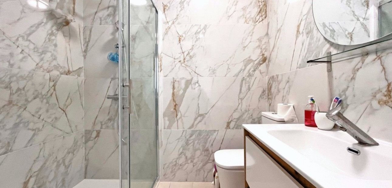 Herverkoop - Quadplex -
Orihuela Costa - Playa Flamenca